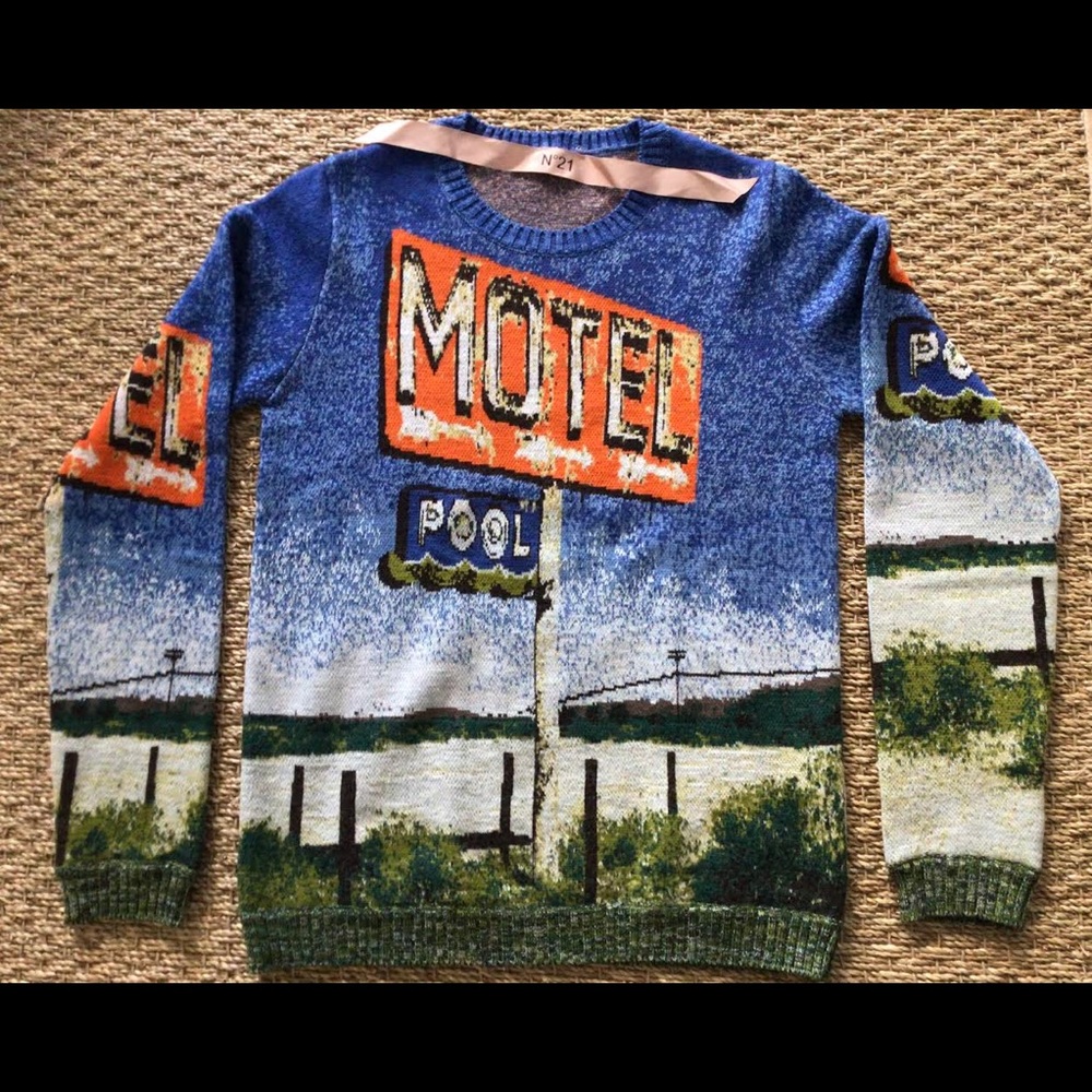 NEW NO. 21 MOTEL SWEATER